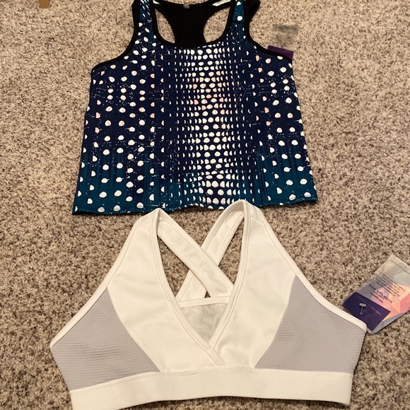 NWT Medium Activewear Lot - Picture 3 of 8